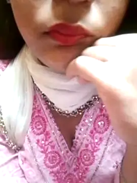 Snapshot of Babe_Doll04 chatting on 11-19-25, 11:54 Babe Doll04 online show from 11-19-25, 11:54