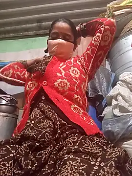 MISS LOVE 001 online show from 12-14-25, 04:34