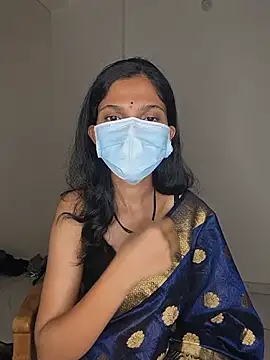Snapshot of Shivani2002 chatting on 06-03-26, 04:34 Shivani2002 online show from 06-03-26, 04:34