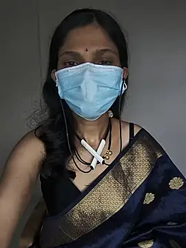 Snapshot of Shivani2002 chatting on 06-04-26, 09:37 Shivani2002 online show from 06-04-26, 09:37