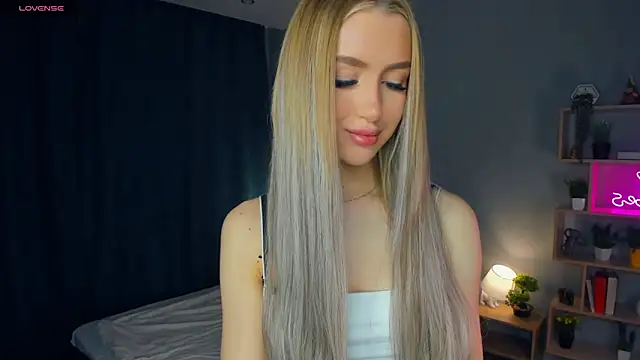 IsaVesco online show from 03-06-26, 07:32