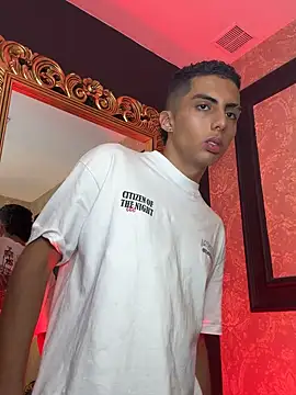 Snapshot of Mister_Obsession chatting on 09-20-25, 07:04 Mister Obsession online show from 09-20-25, 07:04