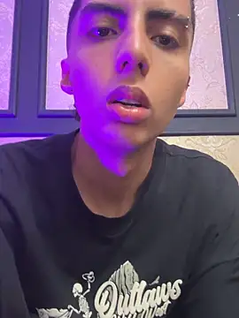 Snapshot of Mister_Obsession chatting on 11-13-25, 06:29 Mister Obsession online show from 11-13-25, 06:29