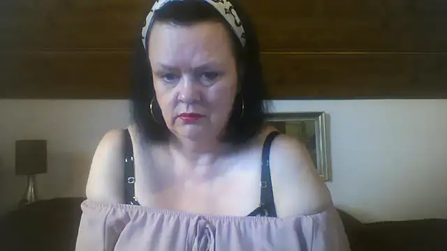 TiffanyMature online show from 09-22-25, 07:54