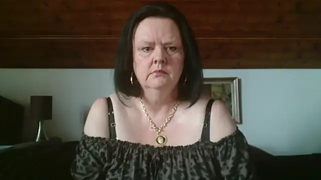 TiffanyMature online show from 10-02-25, 08:43