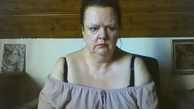 TiffanyMature online show from 03-17-26, 08:17