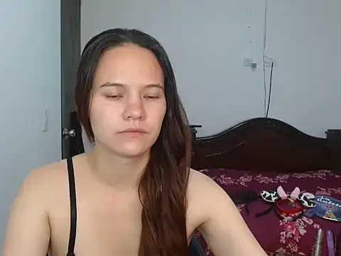 yarafuckass online show from 10-21-25, 04:41