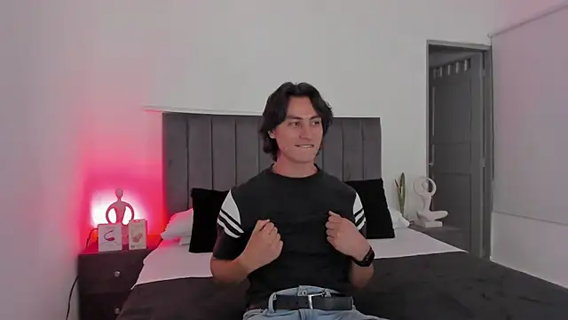 AlexanderHall online show from 09-09-25, 11:04