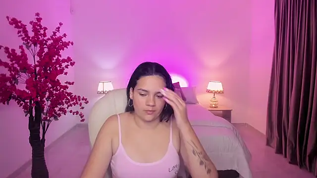 karlie small online show from 12-21-25, 11:50