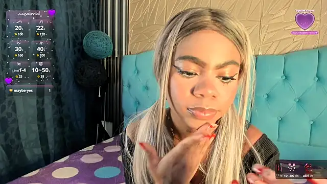 Luna Colinns online show from 09-12-25, 01:00