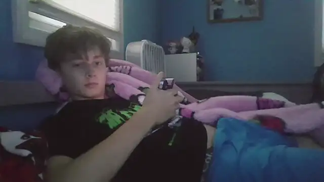 Snapshot of Liam_axel35 chatting on 09-26-25, 10:47 Liam axel35 online show from 09-26-25, 10:47