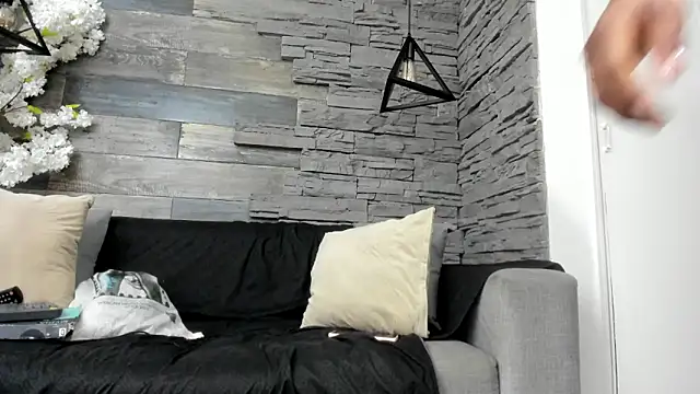 Snapshot of ItaloMoore chatting on 11-13-25, 11:20 ItaloMoore online show from 11-13-25, 11:20