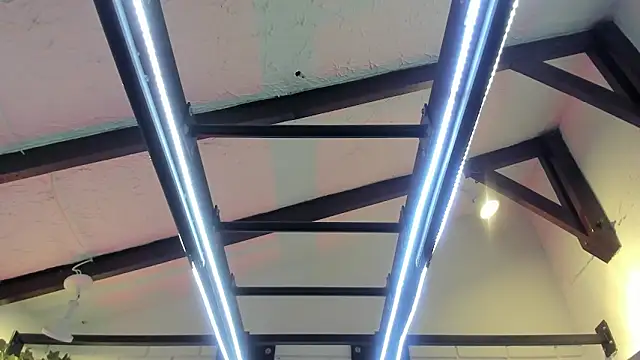 Snapshot of ItaloMoore chatting on 11-20-25, 11:21 ItaloMoore online show from 11-20-25, 11:21