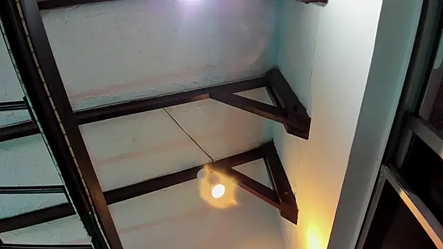 Snapshot of ItaloMoore chatting on 12-16-25, 11:59 ItaloMoore online show from 12-16-25, 11:59