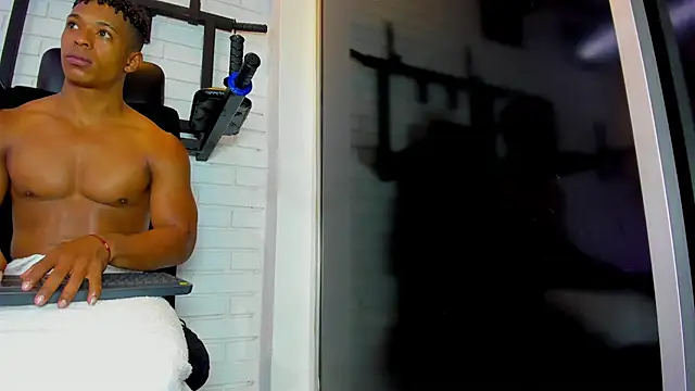 ItaloMoore online show from 03-26-26, 12:55