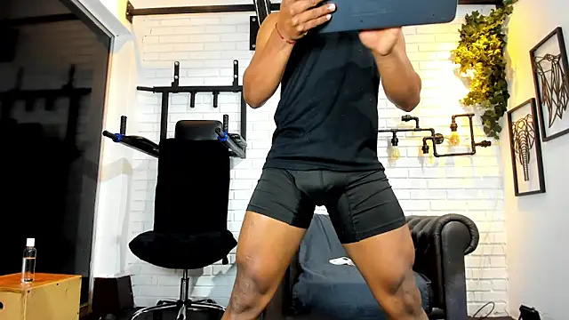 ItaloMoore online show from 04-09-26, 01:38