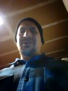 Snapshot of N3V3RPANIC@xh chatting on 05-18-26, 11:16 N3V3RPANICxh online show from 05-18-26, 11:16