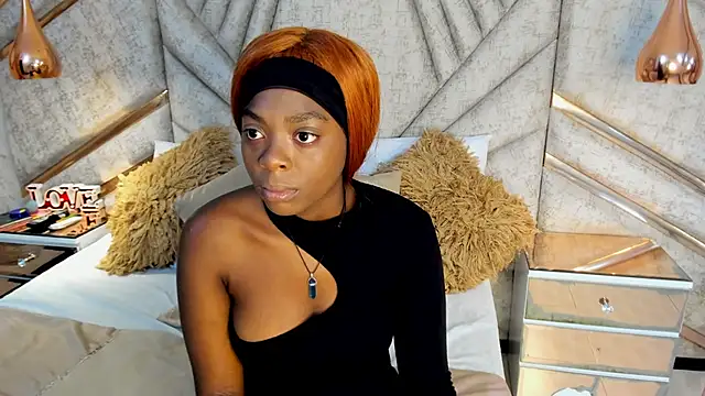 OliviaGarciaa online show from 10-05-25, 07:01