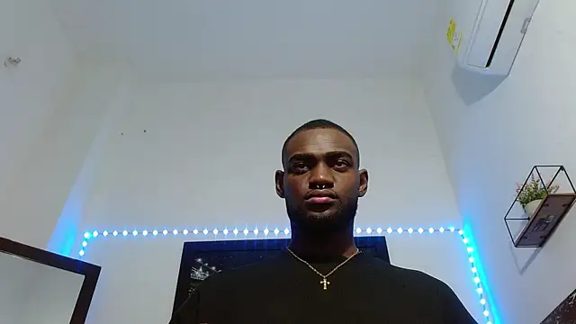 eebony stallion online show from 10-10-25, 03:16