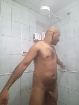 reisloko online show from 11-02-25, 04:09