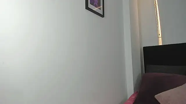 Snapshot of LunaVelvet777 chatting on 09-23-25, 03:26 LunaVelvet777 online show from 09-23-25, 03:26