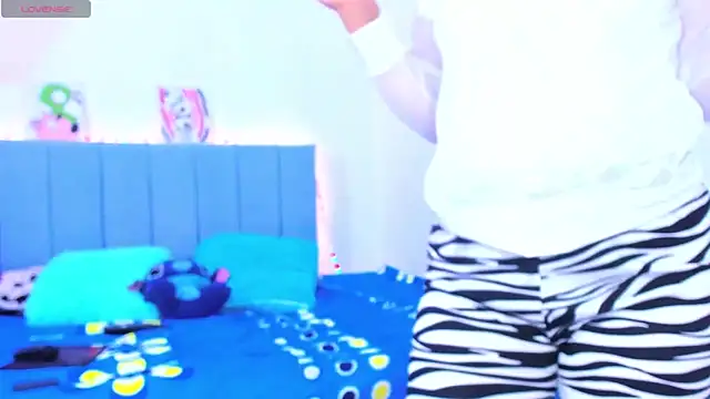 penelopestar 2 online show from 09-11-25, 03:17