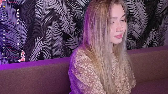 Snapshot of Yuki_Star chatting on 10-25-25, 04:02 Yuki Star online show from 10-25-25, 04:02