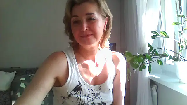 IrynaMolbertx online show from 03-08-26, 01:04