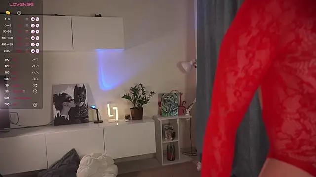 Oneo  online show from 10-20-25, 06:19