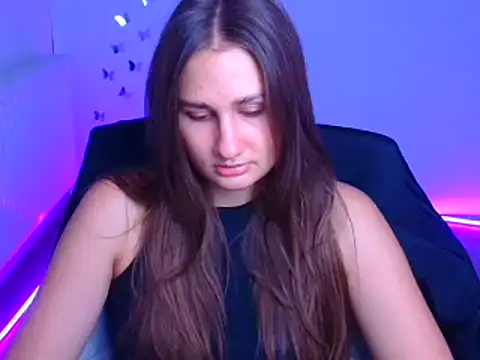 Stefanie Sweet online show from 09-25-25, 05:11