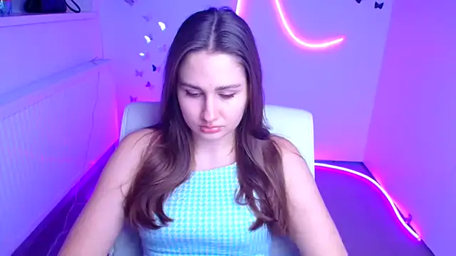 Snapshot of Stefanie_Sweet chatting on 12-18-25, 12:33 Stefanie Sweet online show from 12-18-25, 12:33