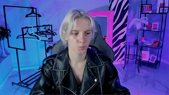 BethanyCloud online show from 09-10-25, 05:29