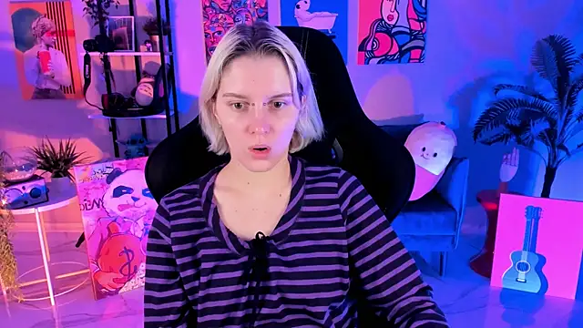 BethanyCloud online show from 11-07-25, 04:56