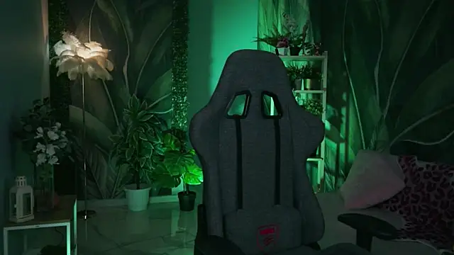 BethanyCloud online show from 04-24-26, 05:21