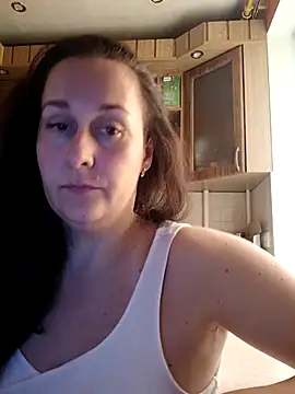 Snapshot of Amandda_ chatting on 09-27-25, 02:44 Amandda online show from 09-27-25, 02:44