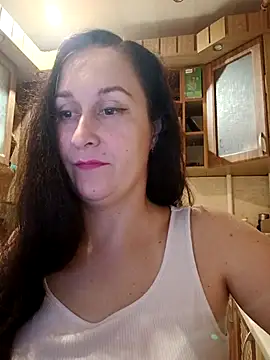 Snapshot of Amandda_ chatting on 09-29-25, 06:02 Amandda online show from 09-29-25, 06:02