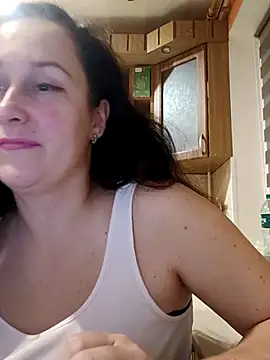 Snapshot of Amandda_ chatting on 10-07-25, 06:05 Amandda online show from 10-07-25, 06:05