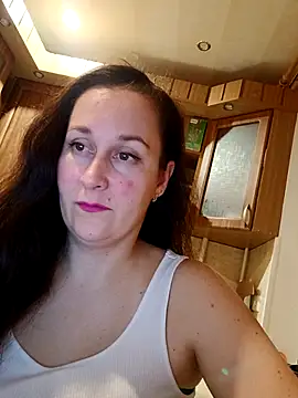 Snapshot of Amandda_ chatting on 10-09-25, 06:06 Amandda online show from 10-09-25, 06:06