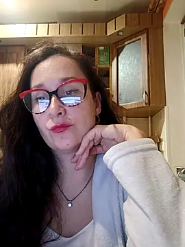 Snapshot of Amandda_ chatting on 10-21-25, 06:41 Amandda online show from 10-21-25, 06:41