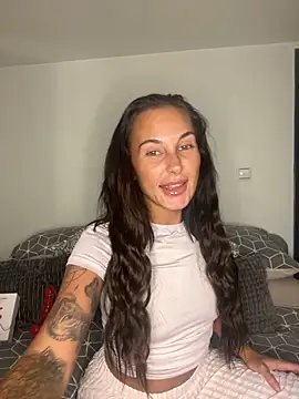 Rosieredxox online show from 09-09-25, 06:07