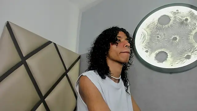 venus-03 online show from 04-12-26, 03:33