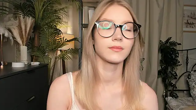 ChinBonnell online show from 10-10-25, 05:39