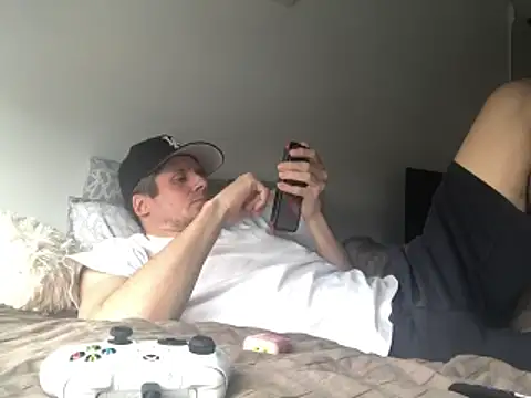 shyandchilling online show from 04-29-26, 01:26