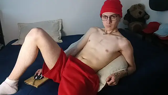 Snapshot of Dioniso_guy8 chatting on 09-11-25, 01:22 Dioniso guy8 online show from 09-11-25, 01:22