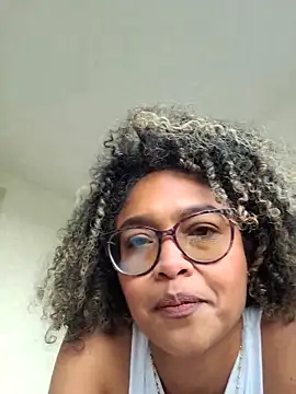 BiiancaEstradaa online show from 02-09-26, 10:14