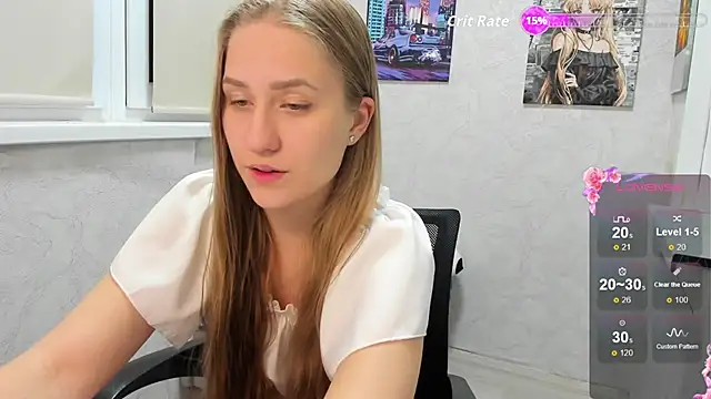 Snapshot of sofamuffin chatting on 11-17-25, 11:43 sofamuffin online show from 11-17-25, 11:43
