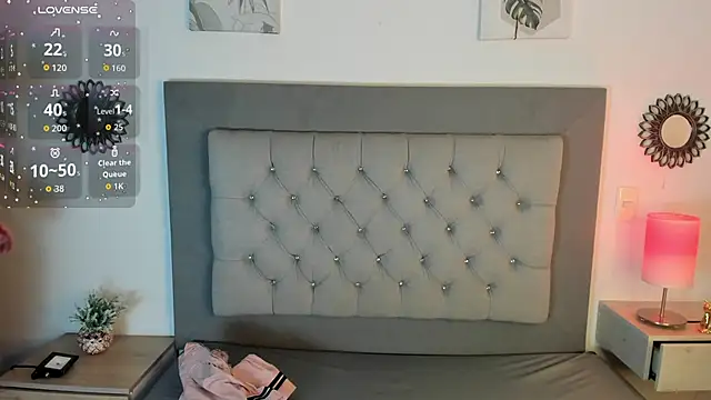 Snapshot of Seraphyne666 chatting on 09-11-25, 12:27 Seraphyne666 online show from 09-11-25, 12:27