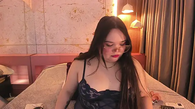 Lushi Love online show from 01-11-26, 01:10