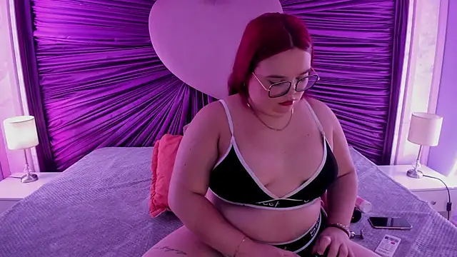 Lushi Love online show from 04-02-26, 03:04