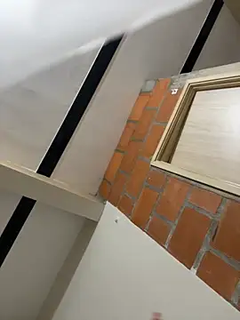 Mia jhoonson online show from 11-29-25, 12:57